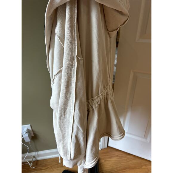 Free People We The Free Emilia Cardigan Hoodie Slouchy Oversized XS tan EUC - Picture 11 of 16